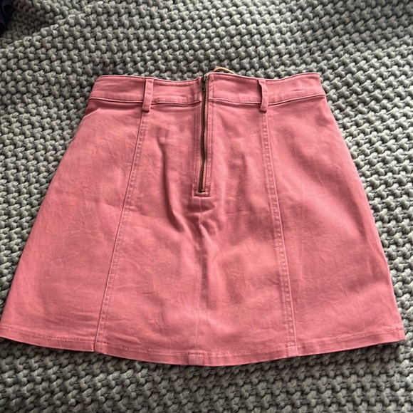 Forever 21.. pink zip-up skirt. - Picture 2 of 2